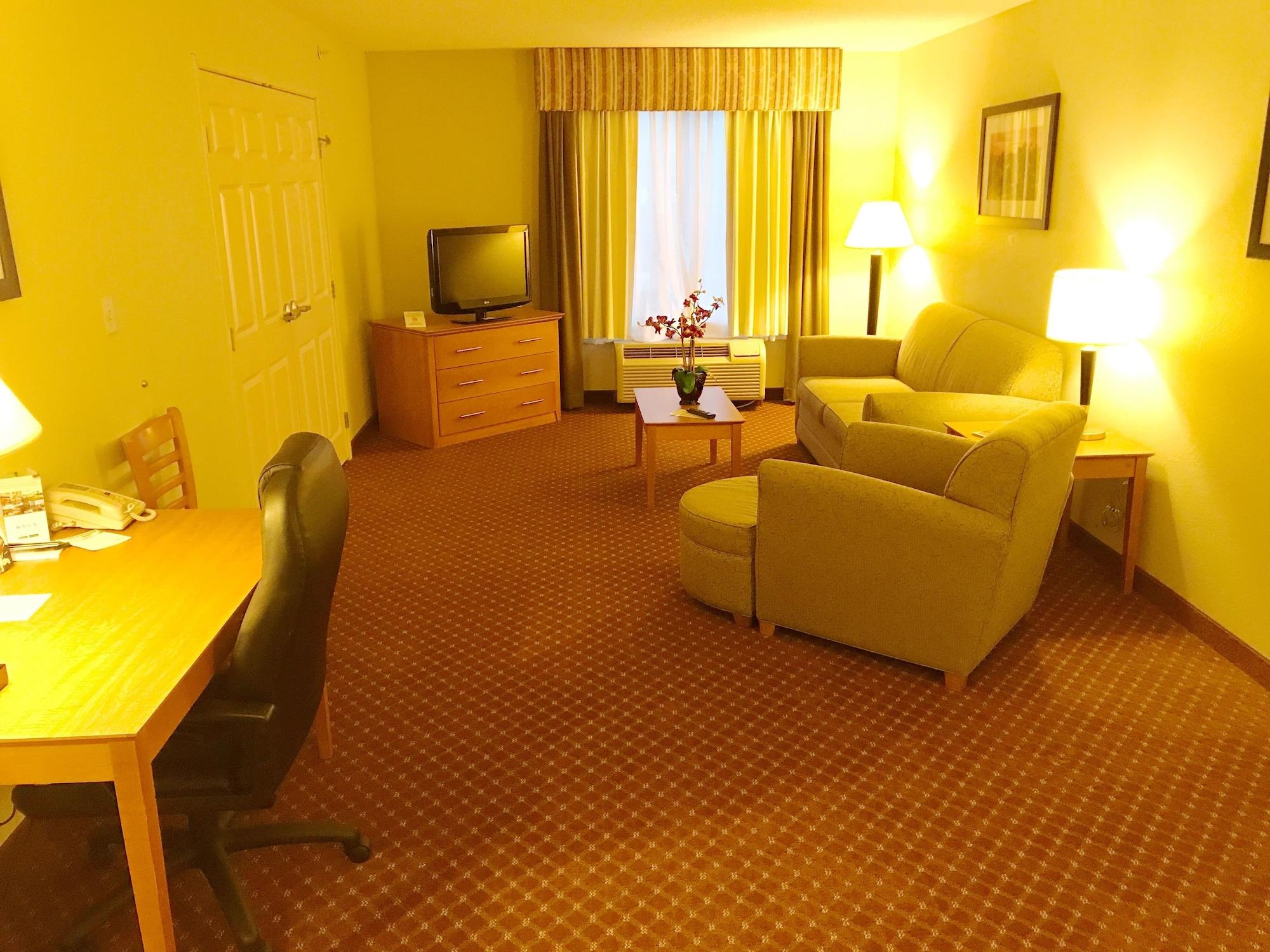Wingate By Wyndham Louisville East Екстер'єр фото