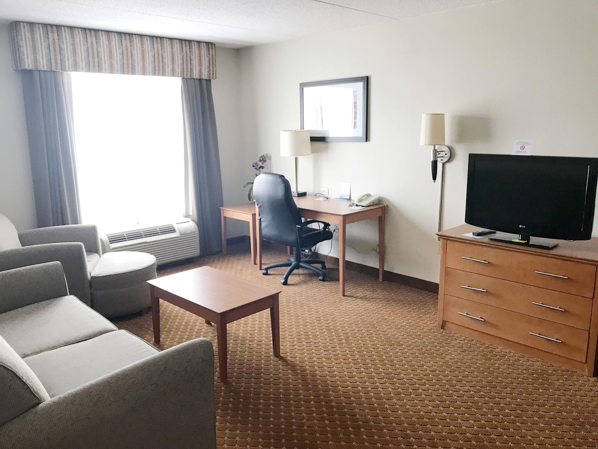 Wingate By Wyndham Louisville East Екстер'єр фото