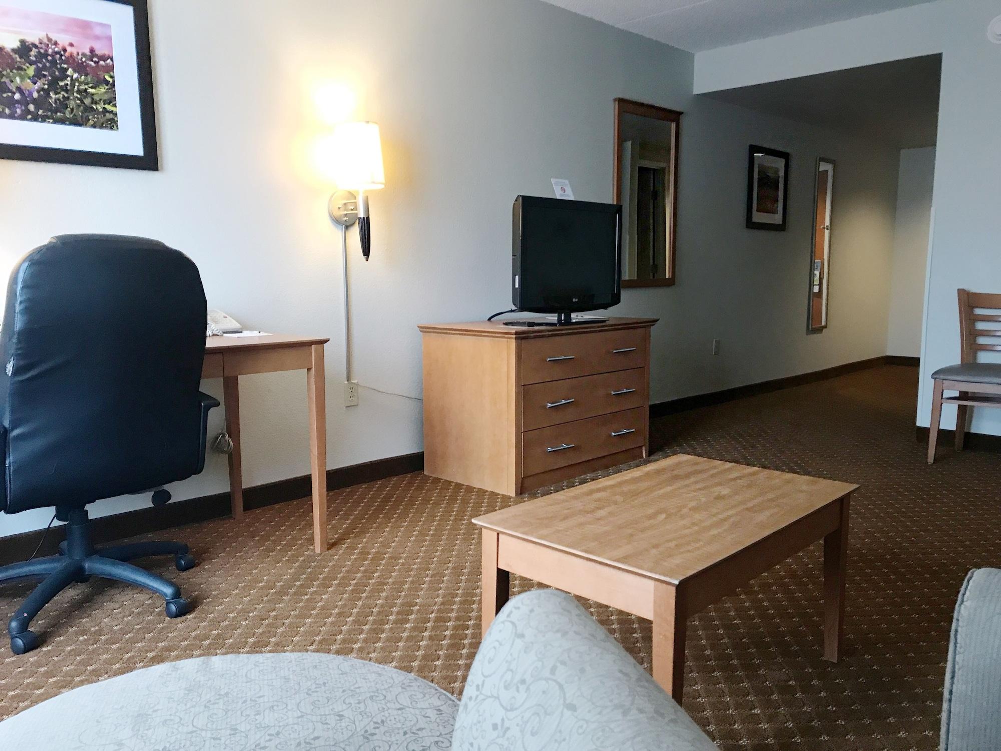 Wingate By Wyndham Louisville East Екстер'єр фото