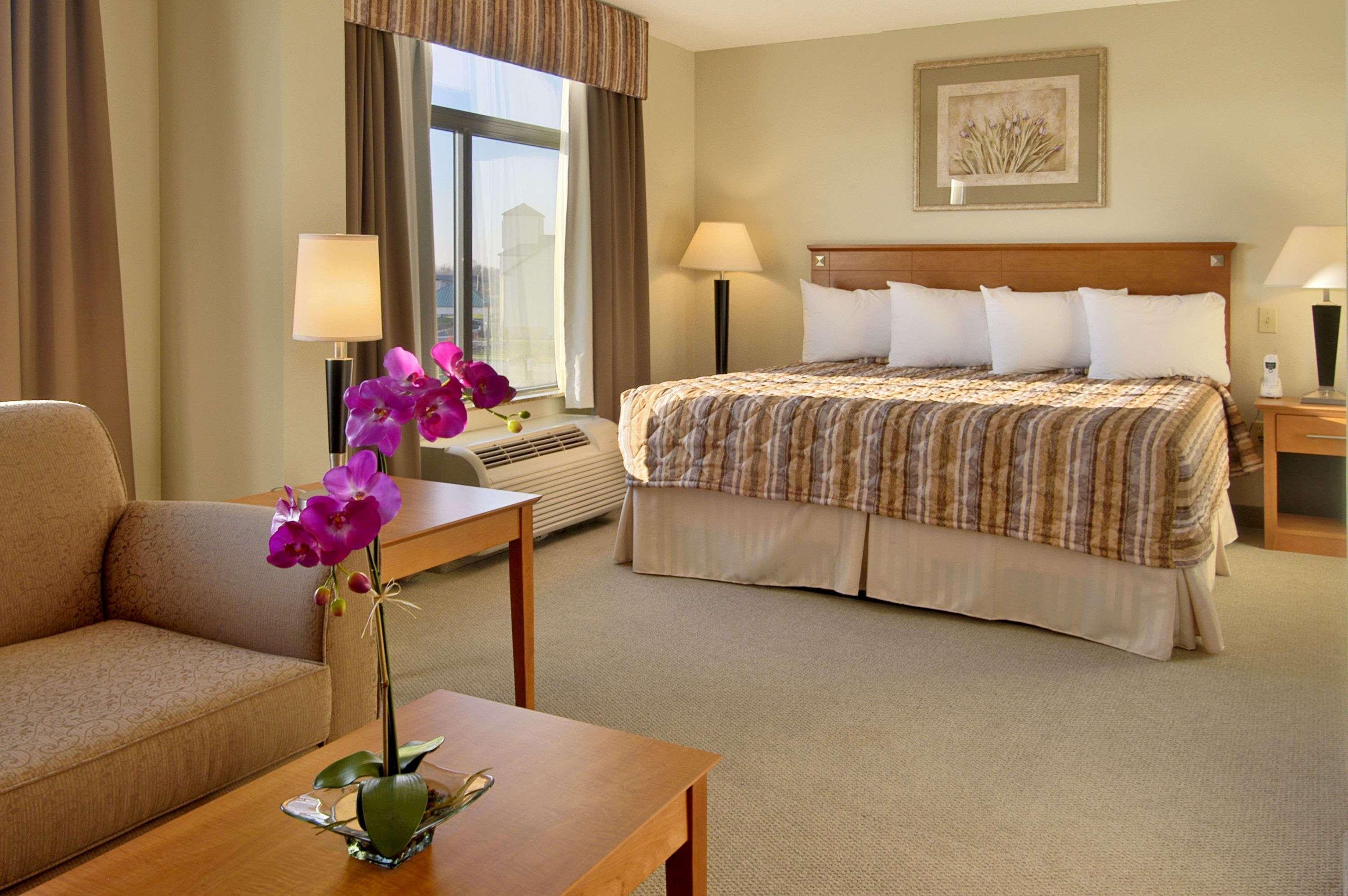 Wingate By Wyndham Louisville East Екстер'єр фото