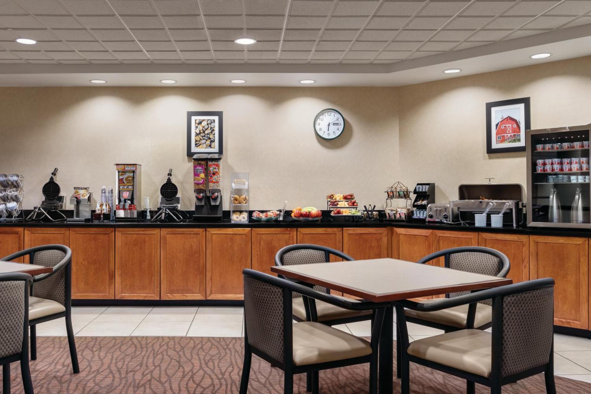 Wingate By Wyndham Louisville East Екстер'єр фото