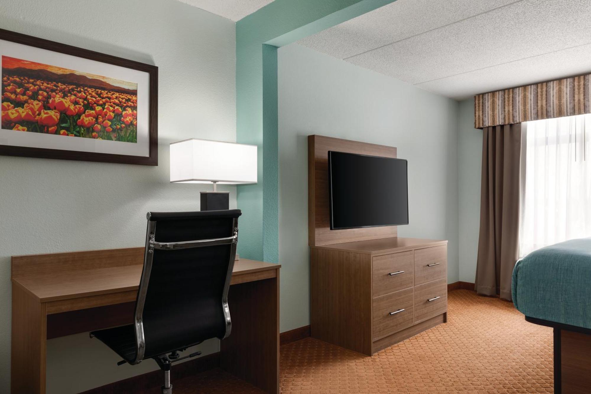 Wingate By Wyndham Louisville East Екстер'єр фото