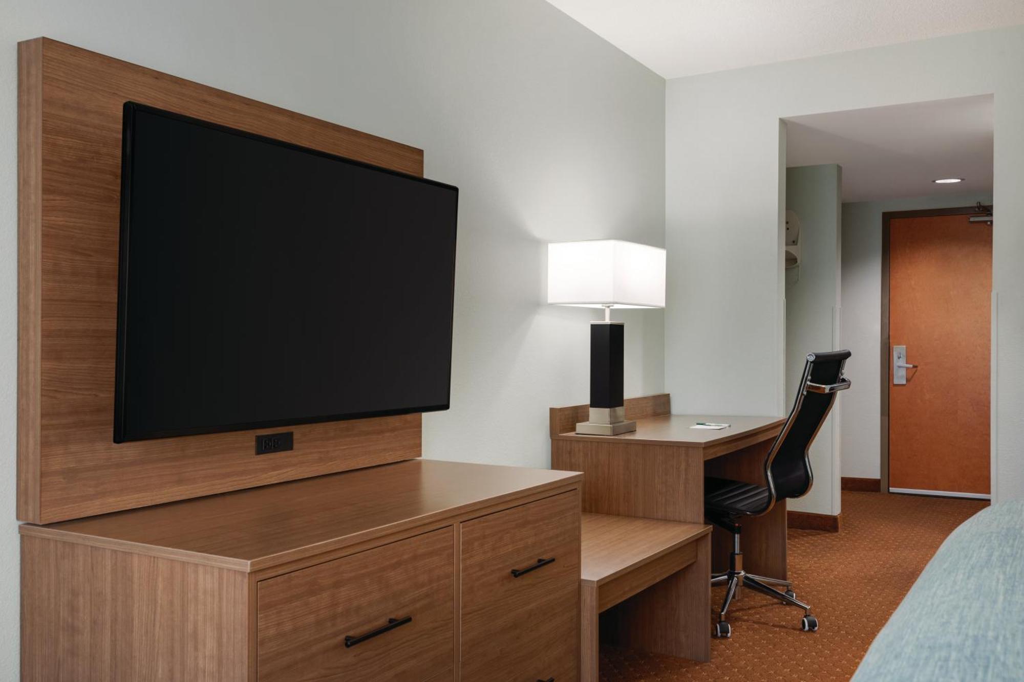 Wingate By Wyndham Louisville East Екстер'єр фото