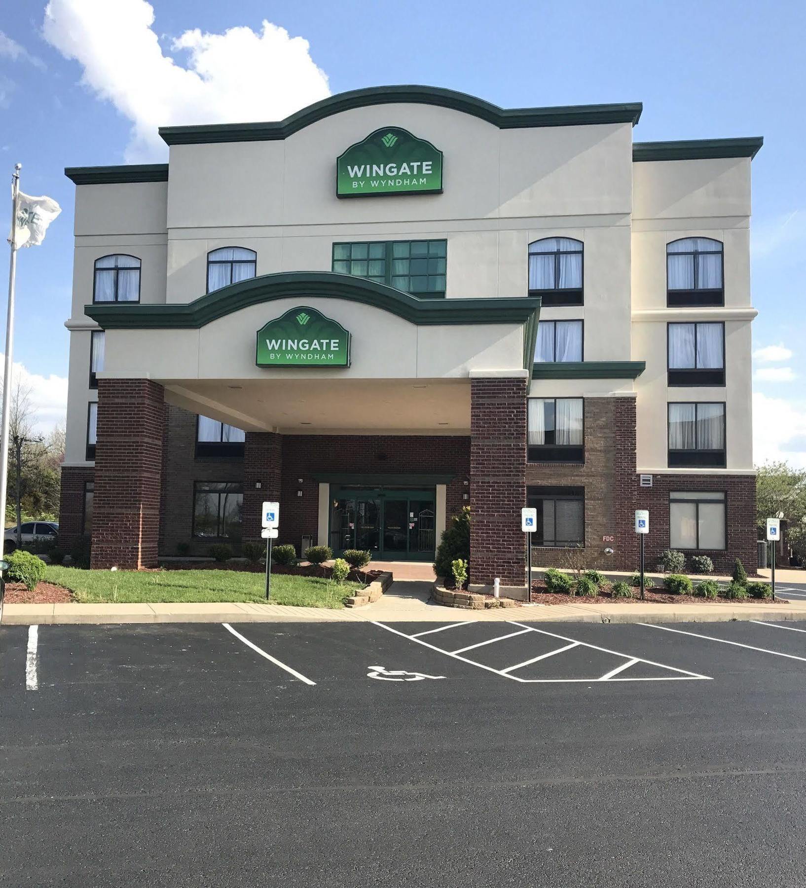 Wingate By Wyndham Louisville East Екстер'єр фото